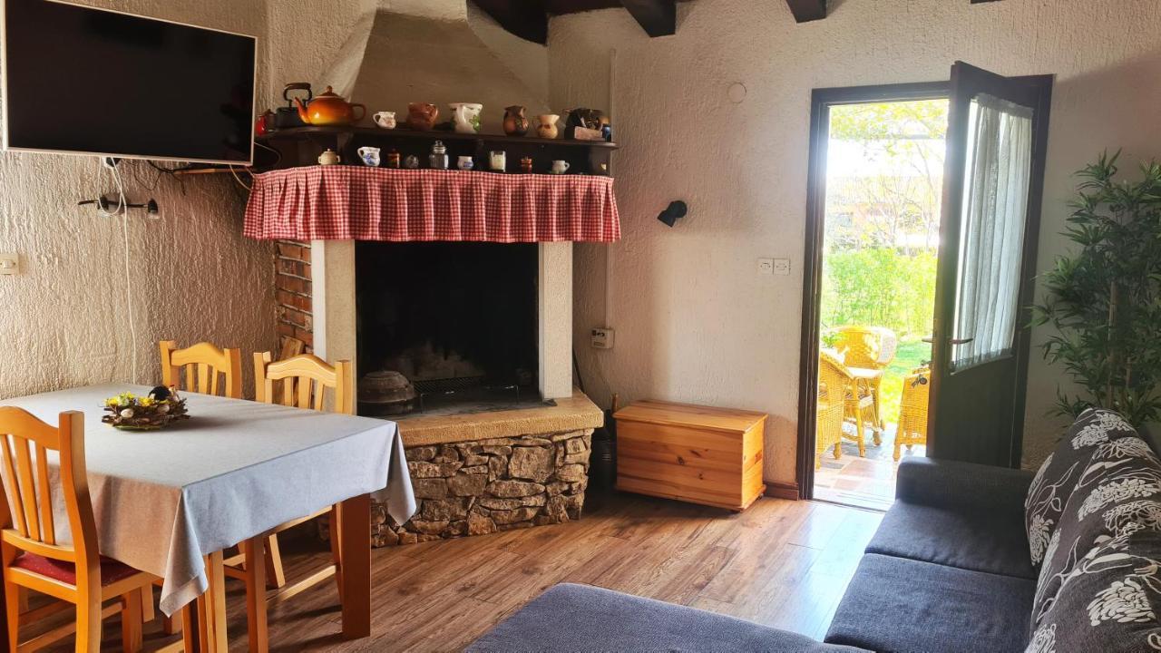 Apartman Kos Rosini エクステリア 写真