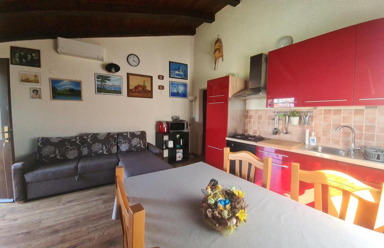Apartman Kos Rosini エクステリア 写真