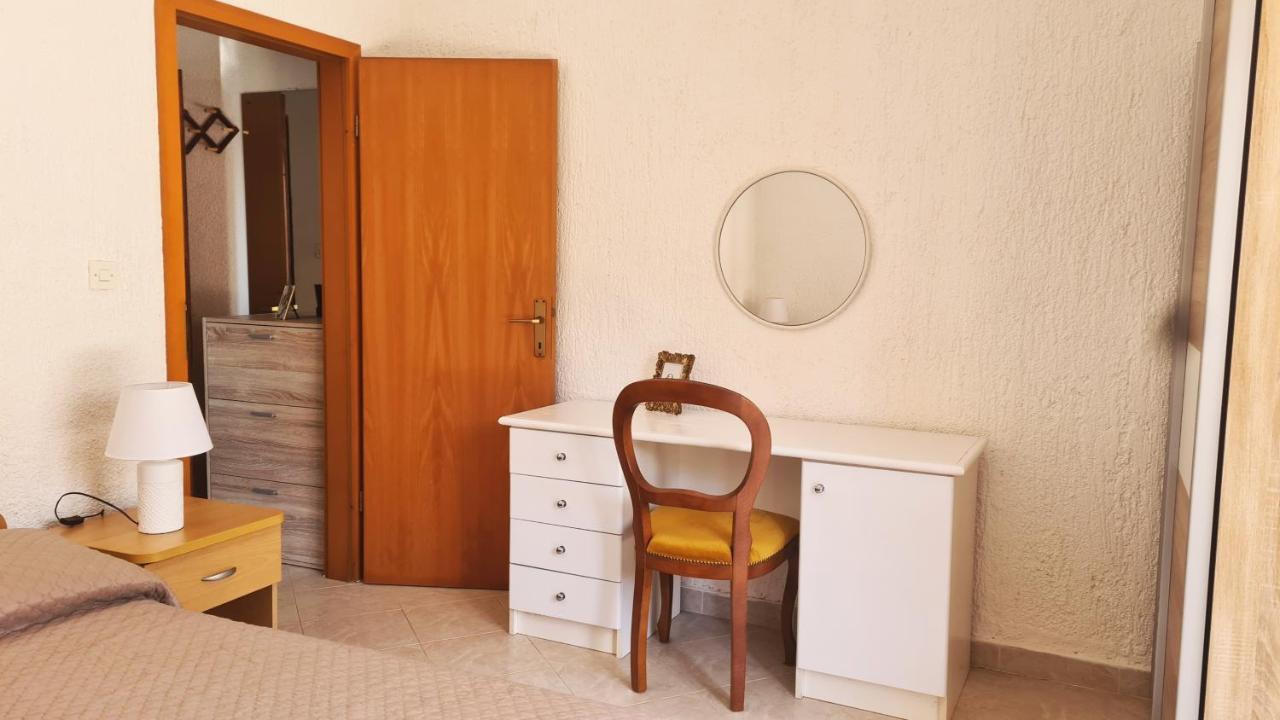 Apartman Kos Rosini エクステリア 写真