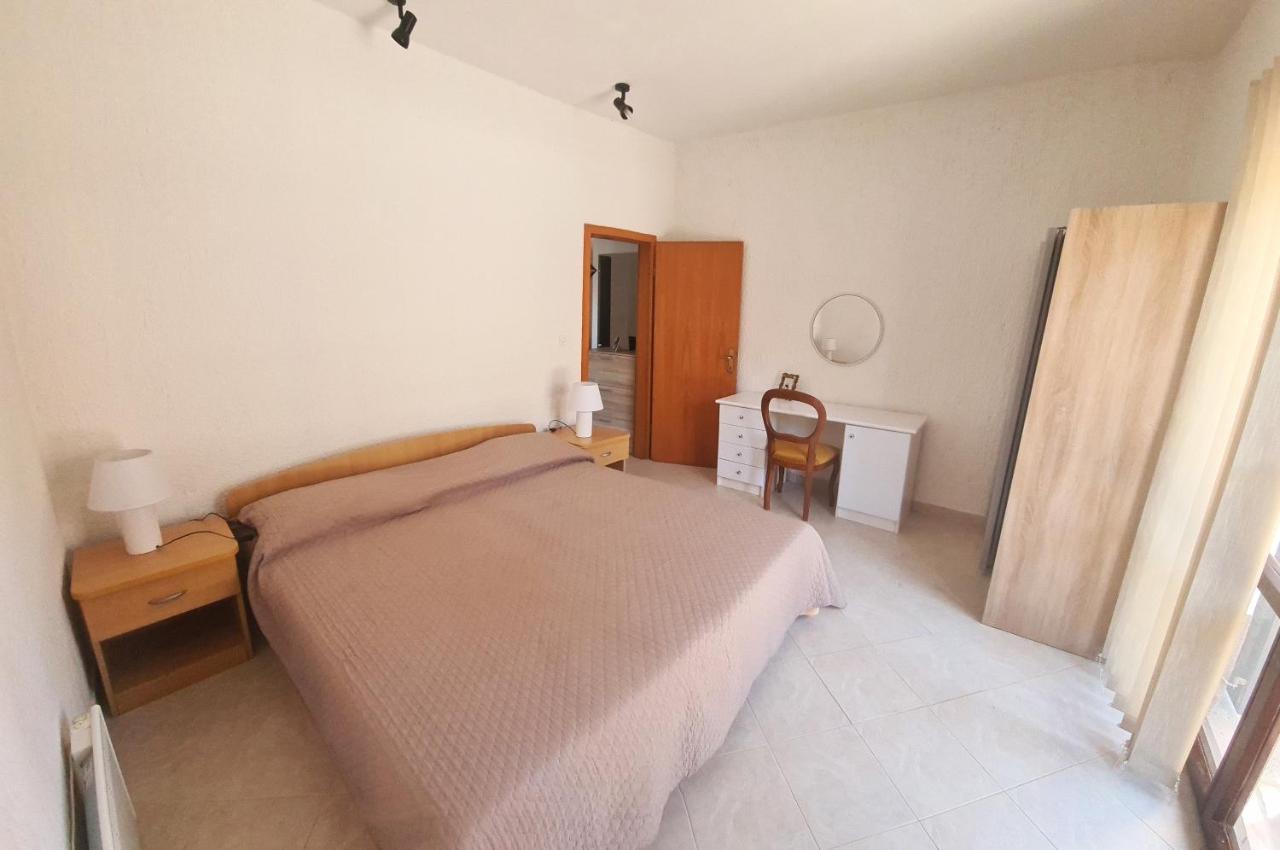Apartman Kos Rosini エクステリア 写真